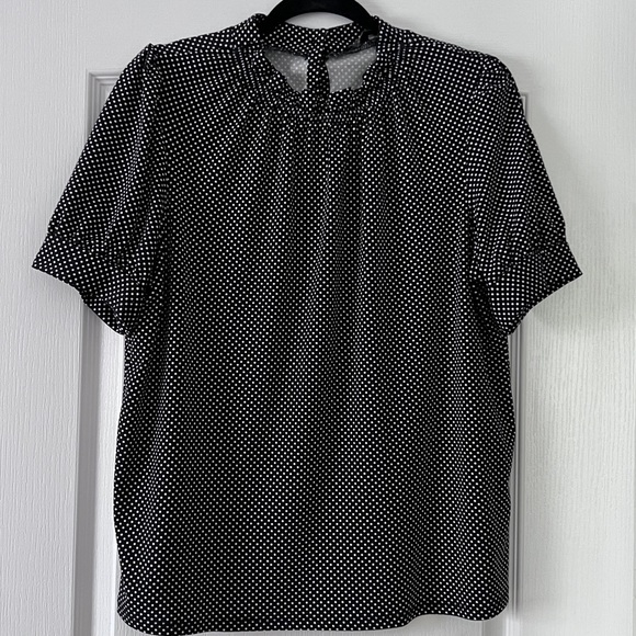 Adrienna Papell Black and White Polka Dot top (Large) - Picture 1 of 3
